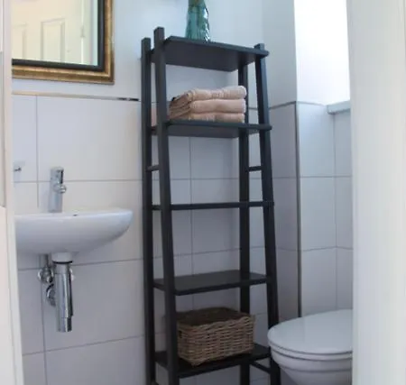 Holly * 바트즈위스케나흔